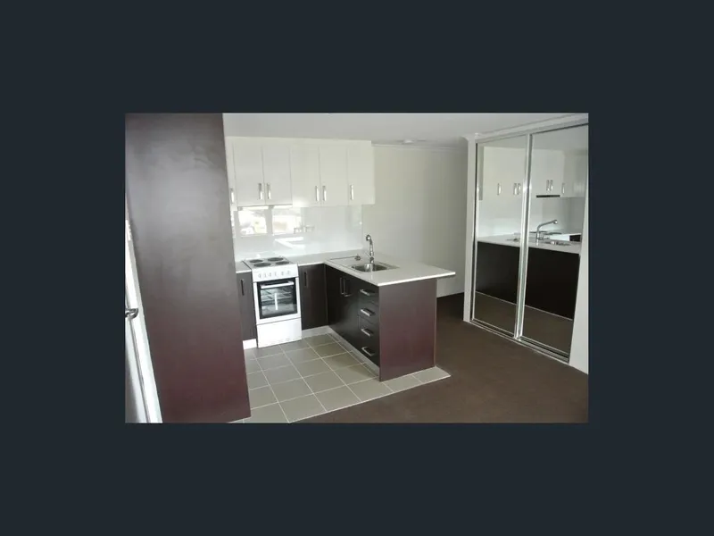 Extra Large 3 bedroom apartment.(OPEN HOUSE:SATURDAY 3:45-4:00PM)