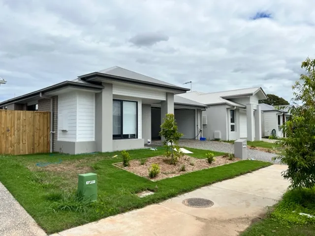 Brand New 4 Bedroom Home in great location