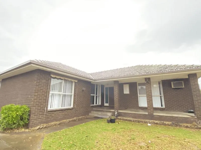 Beautiful Family Home !!