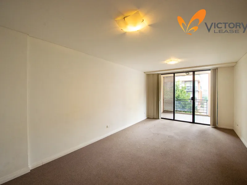 3 Bedroom Luxury Apartment with 2 car spaces