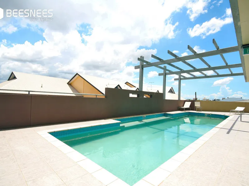 Fully Furnished Apartment in Central Location!