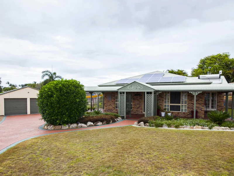 Modern Colonial on Large Block
