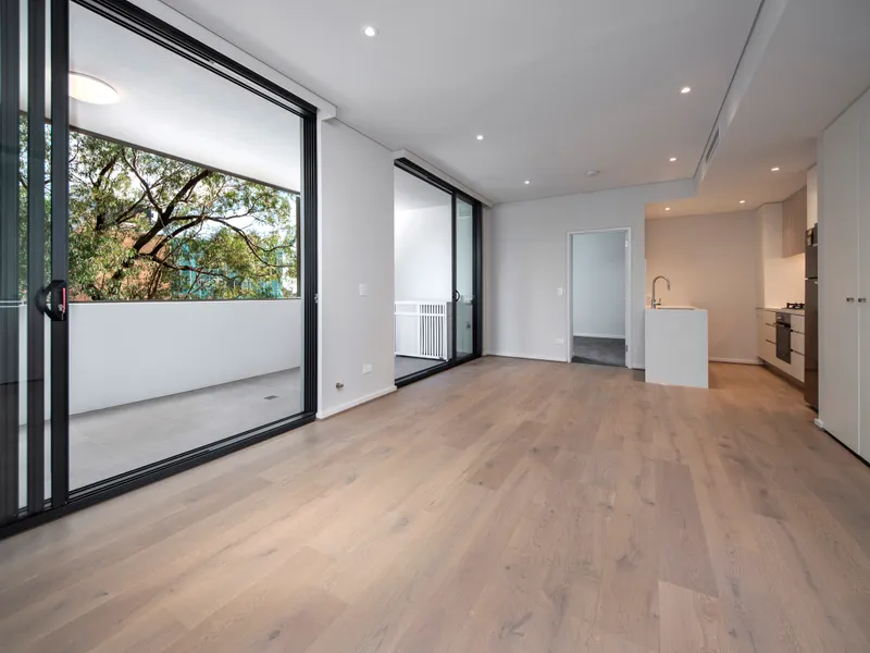 Stylish Brand New Apartment!