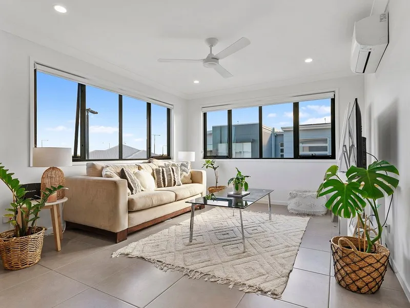 One Bedroom Apartment Including Water Usage!