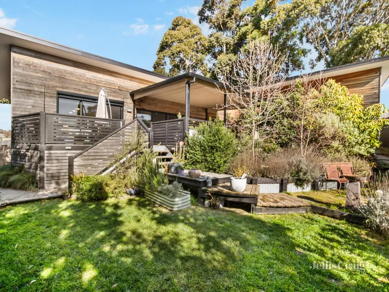 Nature Retreat and Sustainable Living