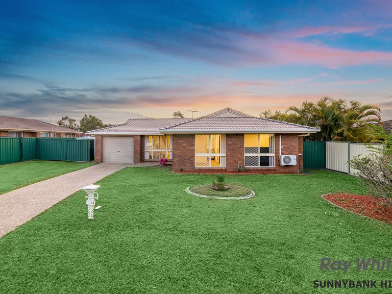 FAMILY-SIZED BRICK LOWSET CLOSE TO SHOPS, PARKS & TRANSPORT