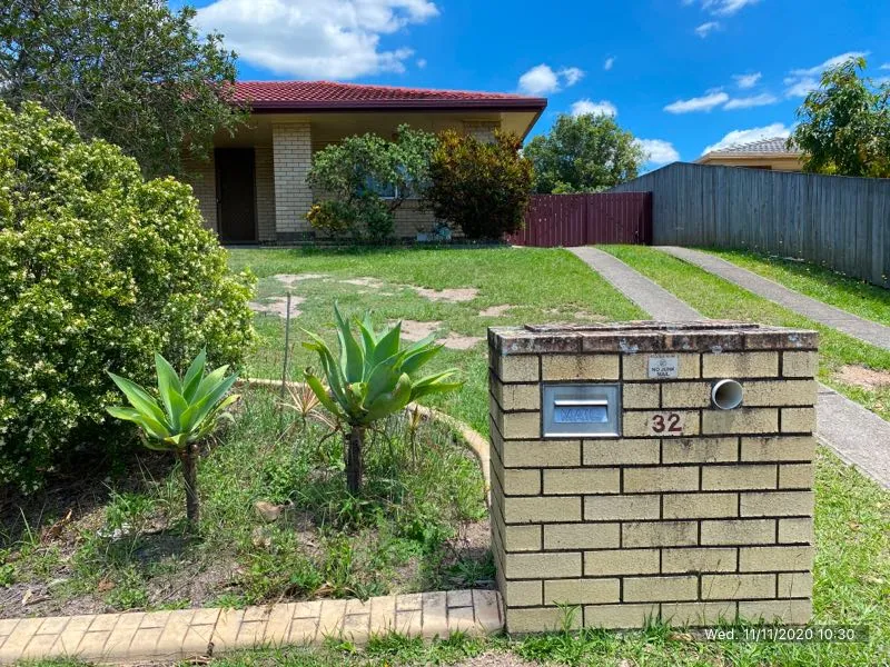 3 Bedrooms with Brand new carpet
