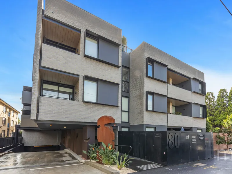 Amazing location, with everything around the corner