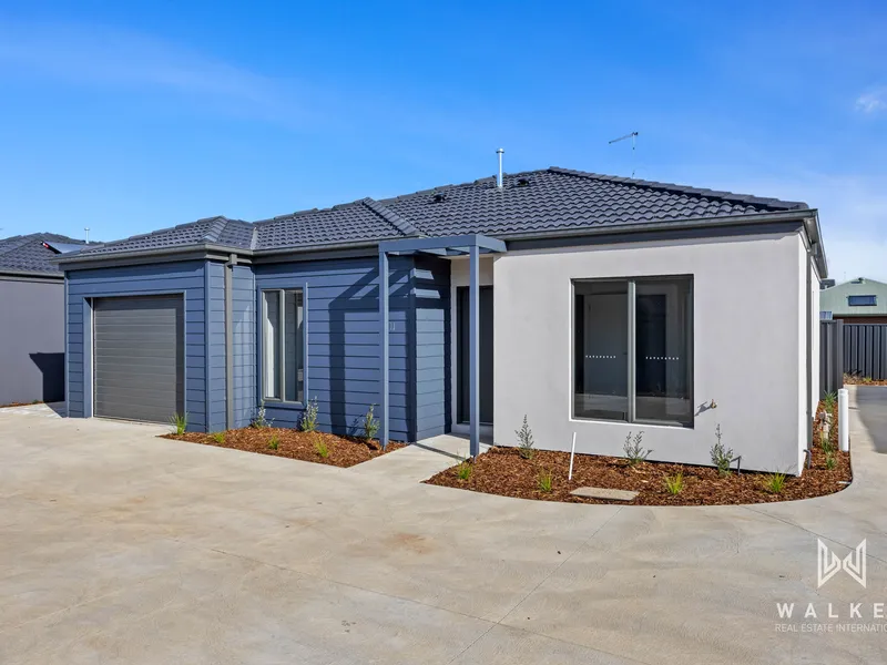 Brand New Modern Living Unit!