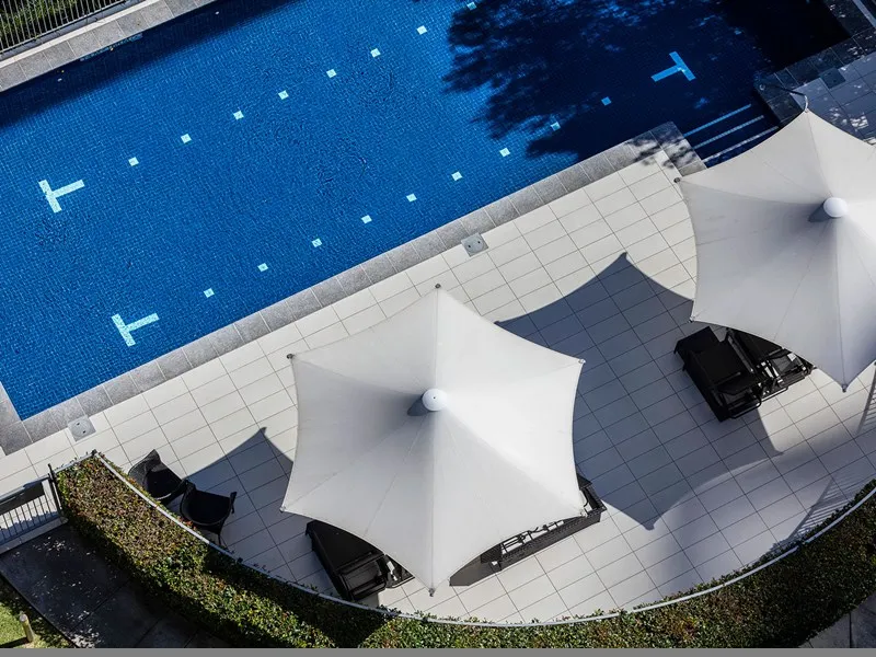 SUPERB LOCATION, MODERN 2 BEDROOM + STUDY FURNISHED APARTMENT – BE QUICK!
