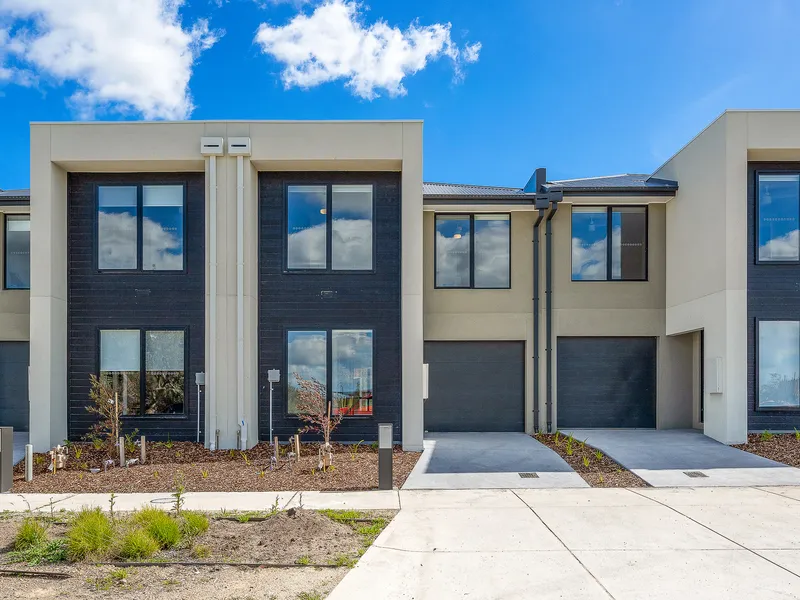 Parkfront Luxury Living at Octave Estate