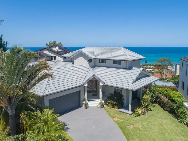 Entertain with breathtaking ocean views!