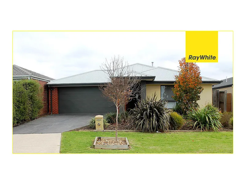 Contemporary Family Living!