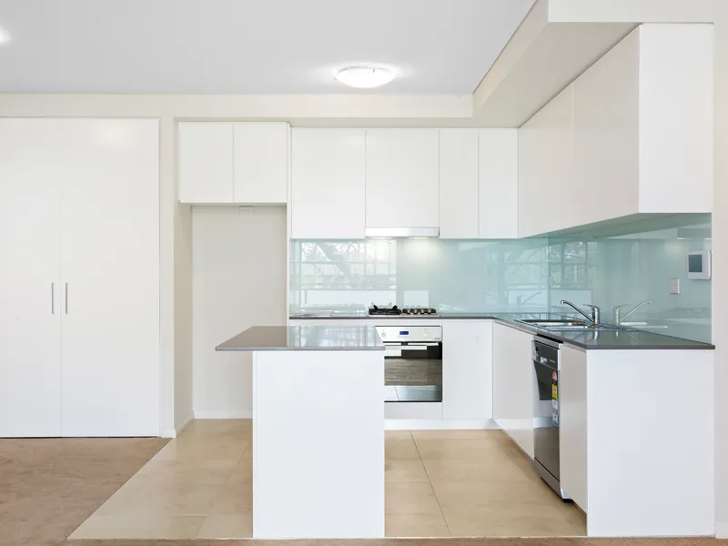 Modern oversized two bed apartment