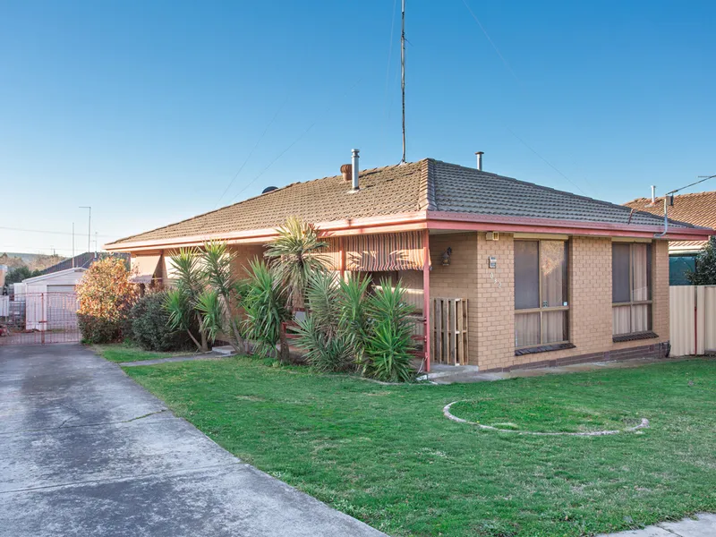 3 BEDROOM HOUSE IN POPULAR WENDOUREE LOCATION