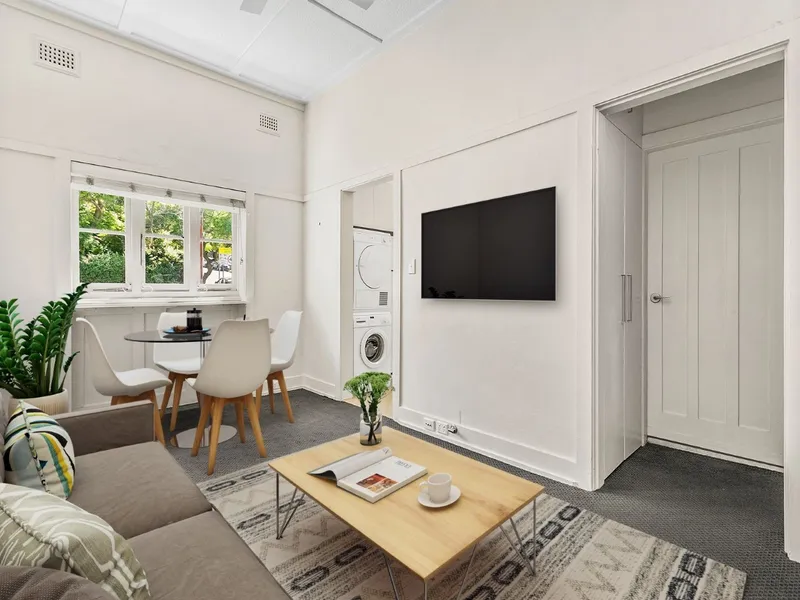 One Bedroom Spacious Apartment