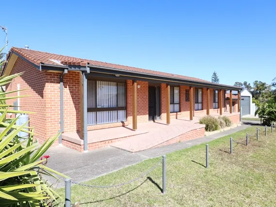 GOOD HOUSE GREAT SHED