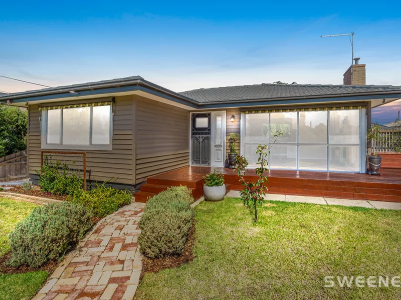 Charming, Comforting Weatherboard Home Full of Character!