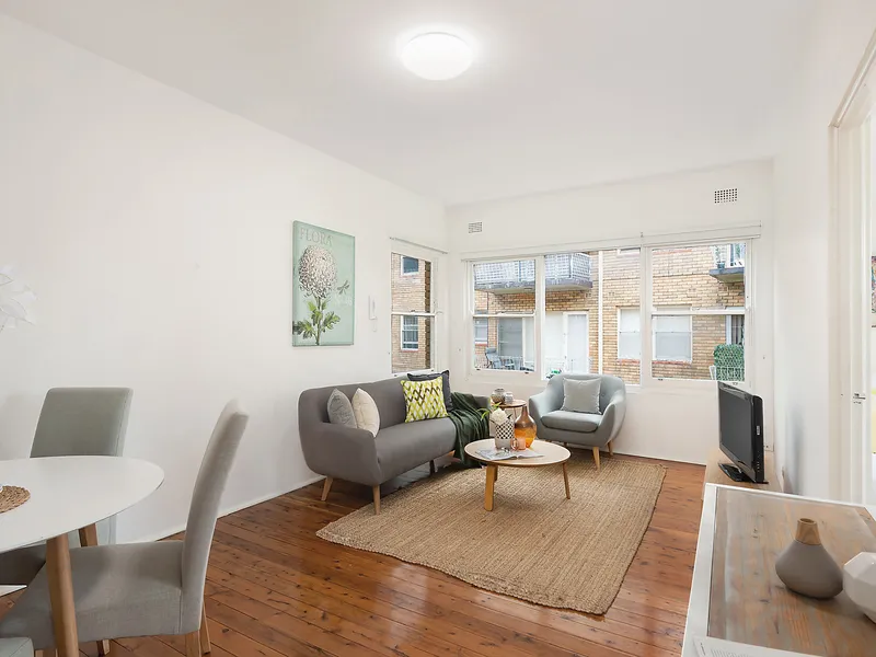 Perfect starter in sought-after waterside pocket
