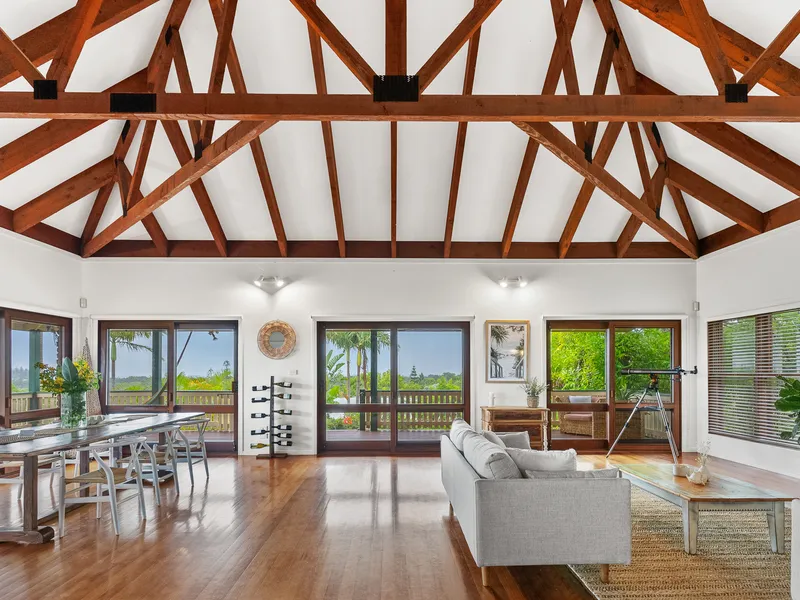 Spacious home with breathtaking views | 37 Browning Street, Byron Bay (Access via 37 Ruskin Lane)