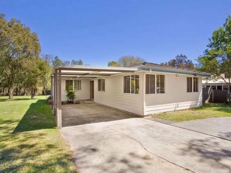 Quality beachside living in Forresters Beach