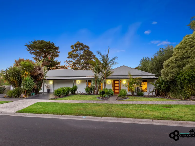 'Live Large in Langwarrin!'