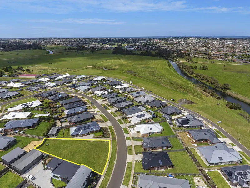 Large North Warrnambool Lot!