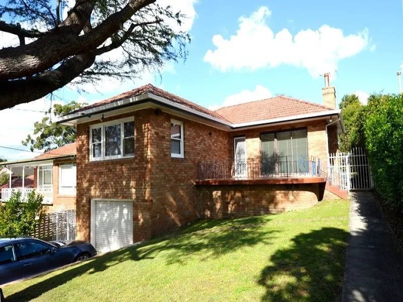 Four Bedroom Home In Perfect Location