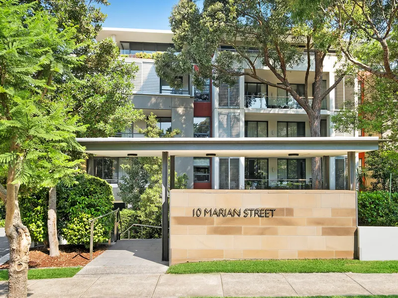 Prestige Mirvac Apartment in a Walk to Rail Prime Location