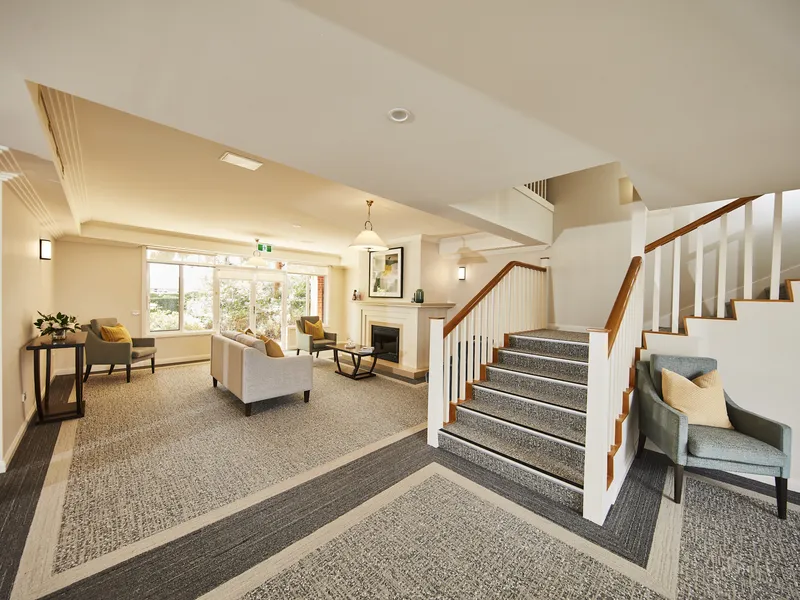 Stylish east facing 1-bedroom apartment at Classic Residences Brighton