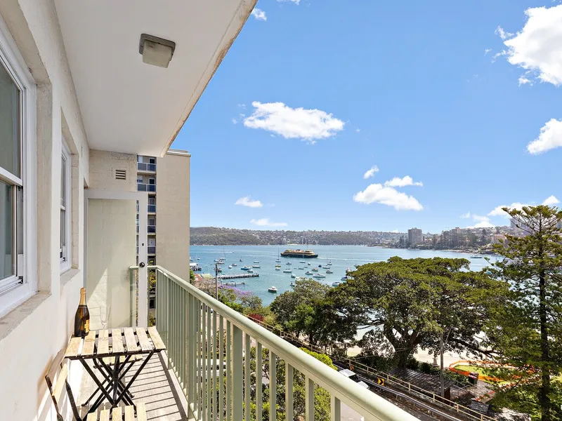 Fully furnished harbour living