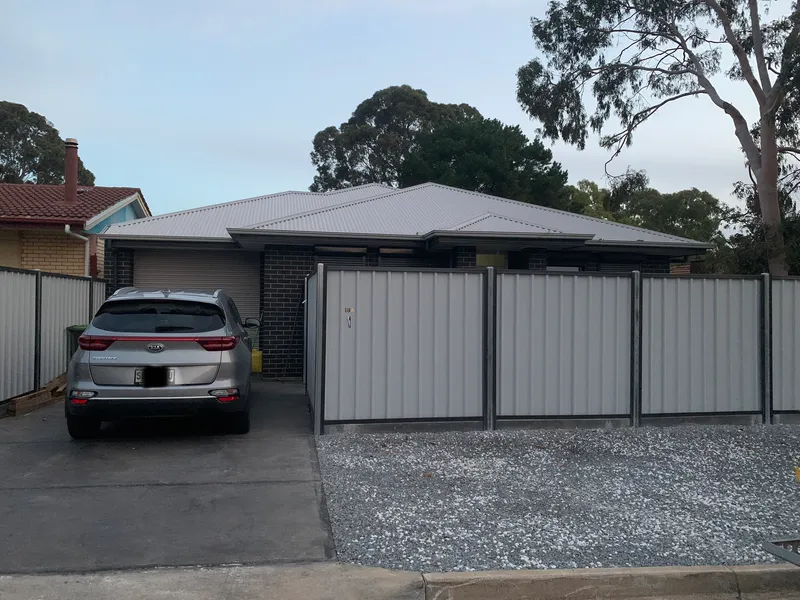 Newly built home in family friendly neighbourhood