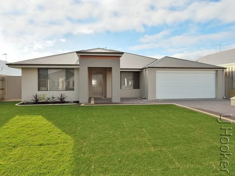 Gorgeous Home In The Magical Seascapes