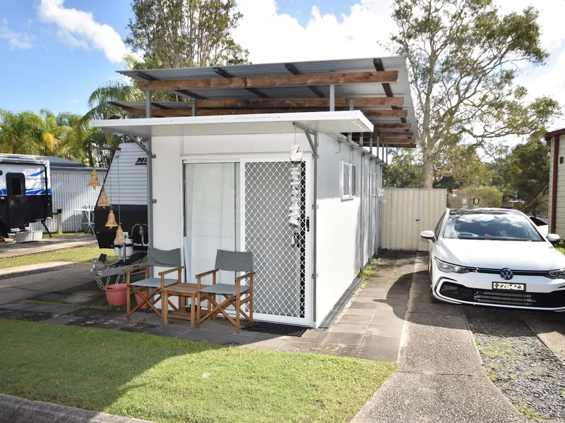 AS NEW & ONLY 4 YEARS OLD - SO CLOSE TO THE BEACH AT 