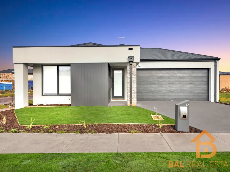 Beautiful Property With Views !!!
