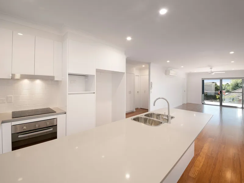Modern & Spacious Apartment