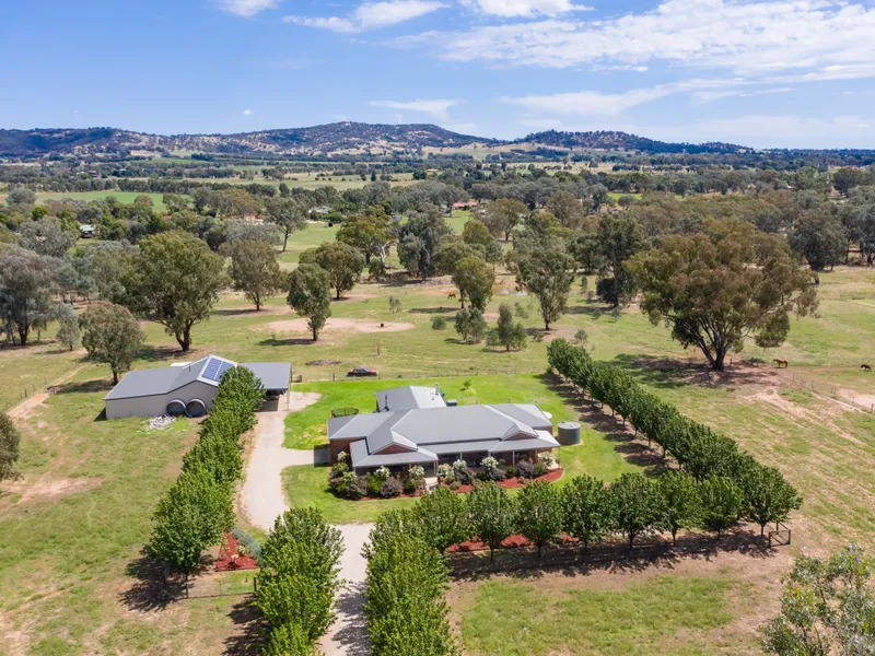 IMPRESSIVE LIFESTYLE PROPERTY