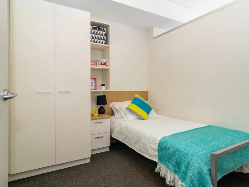 $299 Per Week 1 Bedroom Apartment Fully Furnished in Adelaide CBD 