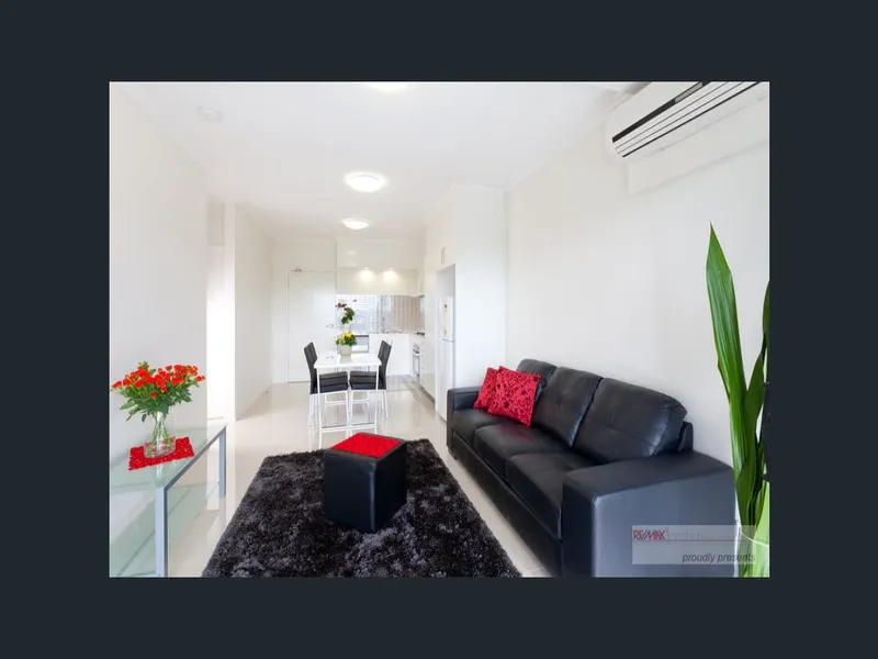 Fully Furnished Apartment in the Inner Suburban Windsor!