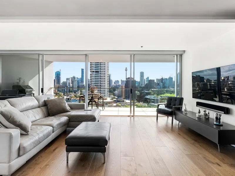 Stunning and spacious 2-bedroom apartment with iconic views
