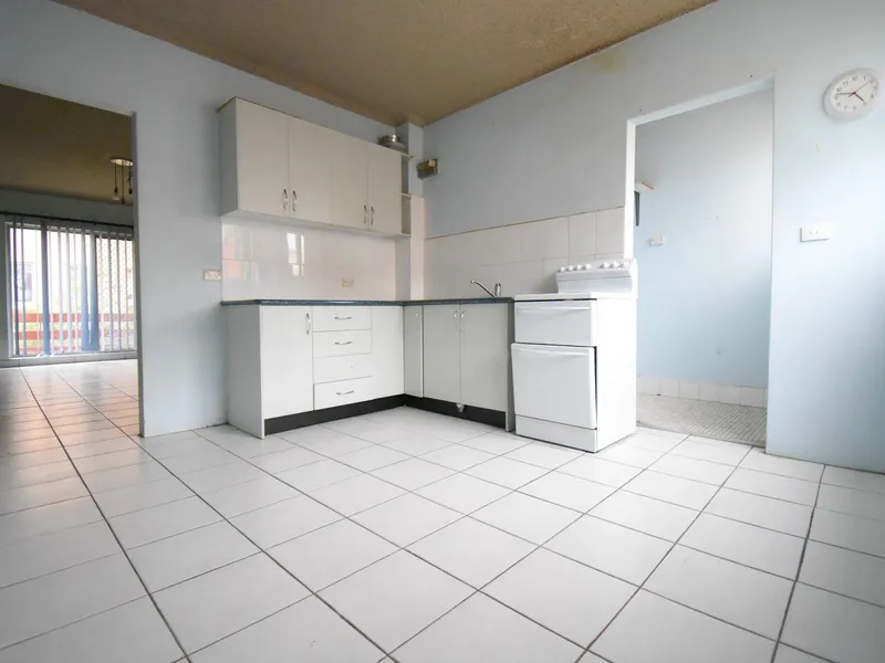 Walking distance to CBD Cabramatta & Station