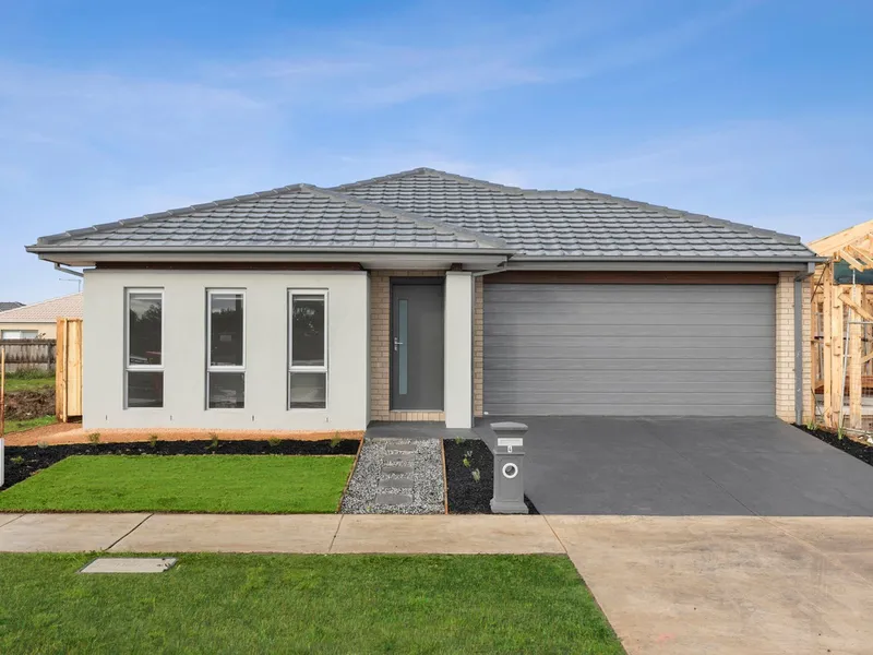 Brand New Home in Prime Location!