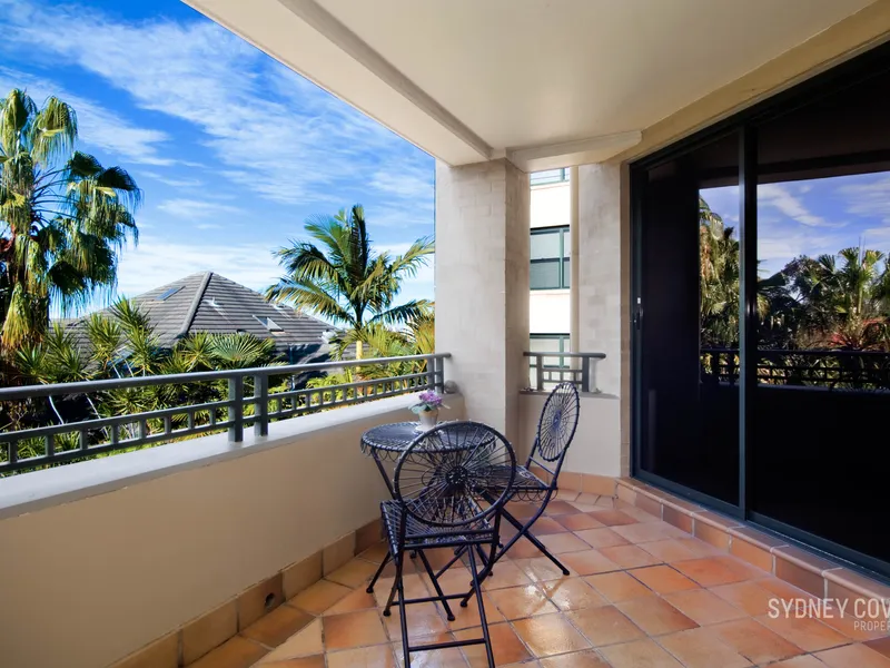 HIDDEN GEM IN A WELL-MAINTAINED LEAFY COMPLEX