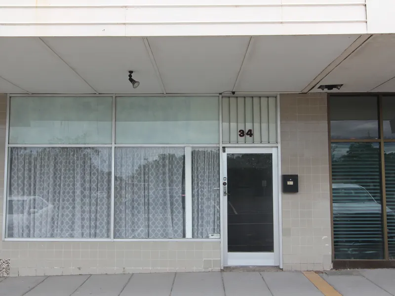 Versatile Home Close to Springvale Centre With Good Rental Return ! 