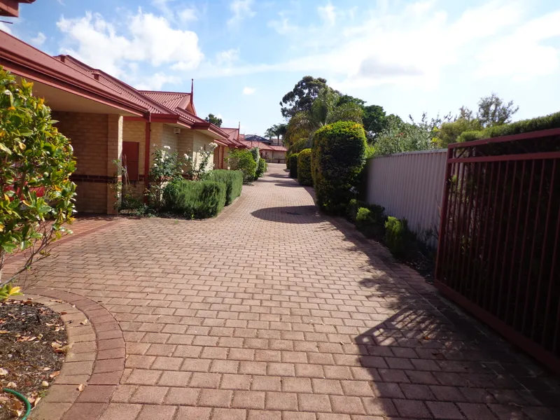 Small Complex close to CBD