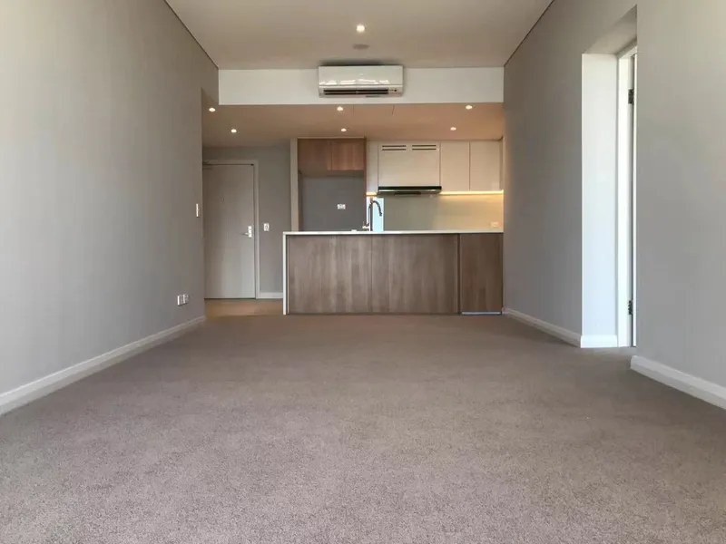 2 Bedroom in heart of Wentworth point for lease