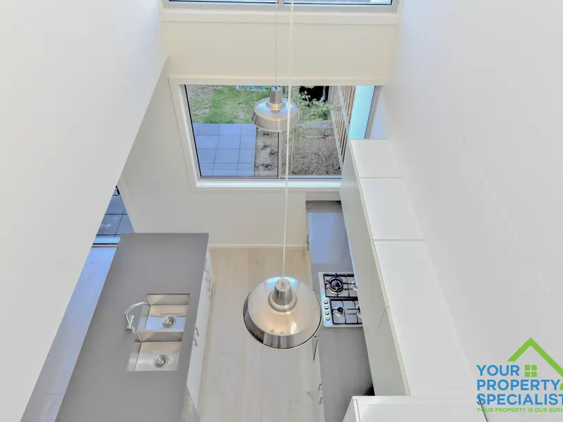 Architecturally built 3 Bedroom terrace located in the sought Hermitage Estate one of MacArthur’s most popular estates.
