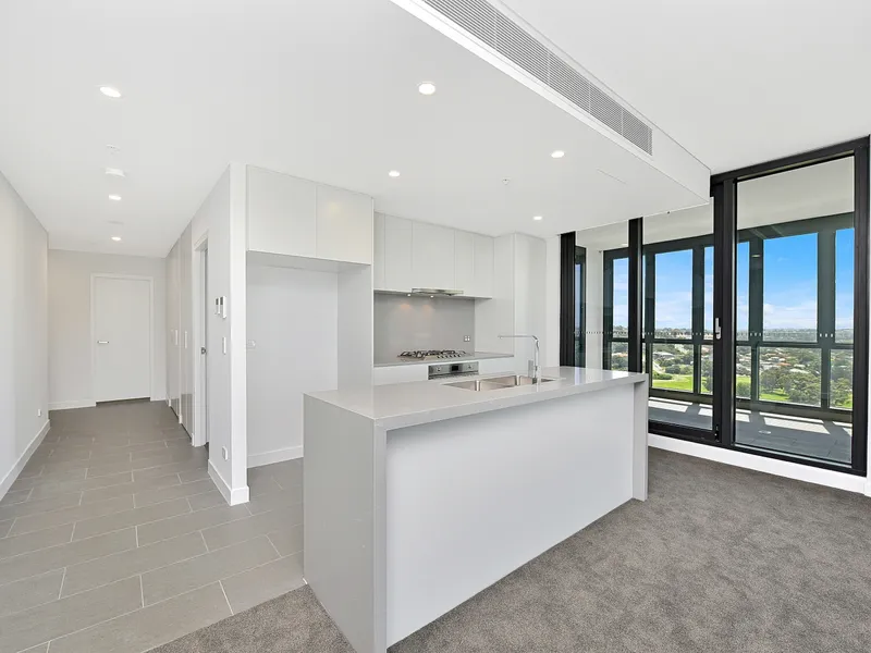 Brand New luxury apartment with District & Water Views