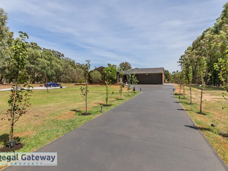 More appealing than meets the eye - Fully renovated property with large 200sqm+ stable