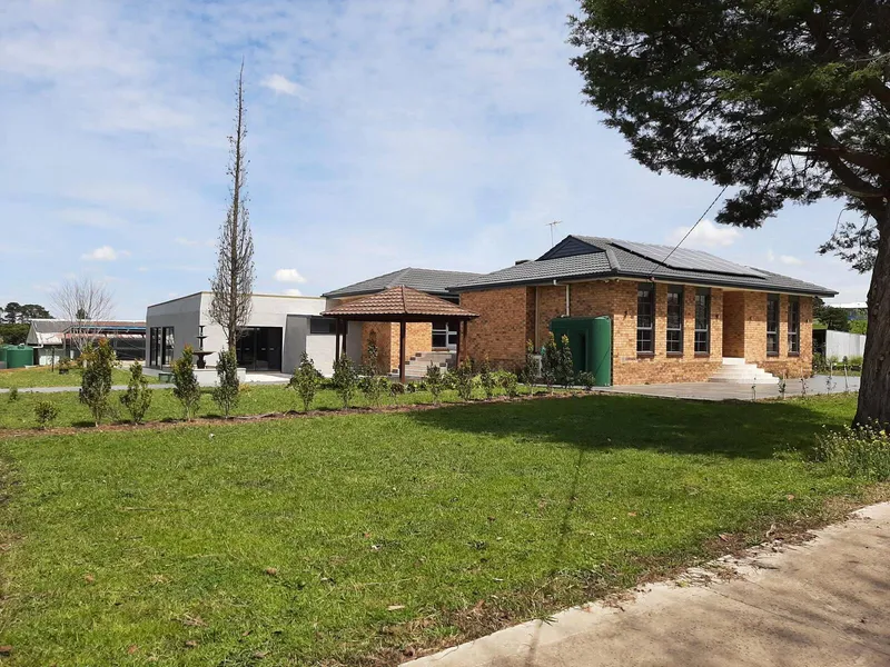 Rural lifestyle on 23.5 acres approx. within 55 minutes’ drive from Melbourne’s CBD
